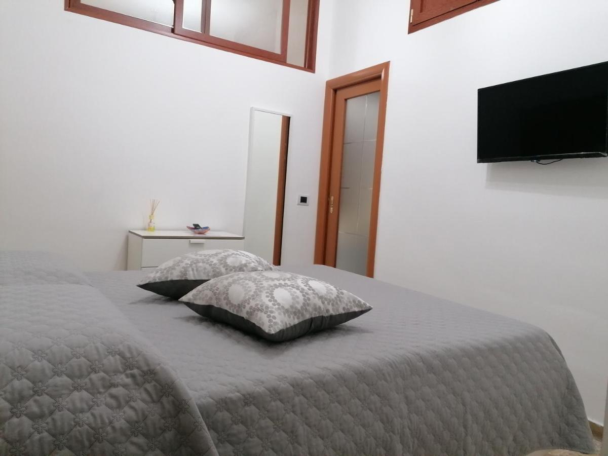 Home Sweet Home Rooms 巴里 外观 照片